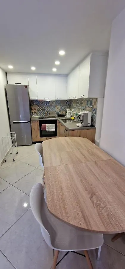 Lovely Duplex Apartment With Patio, 100M From The Beach! Vlorë 0*,